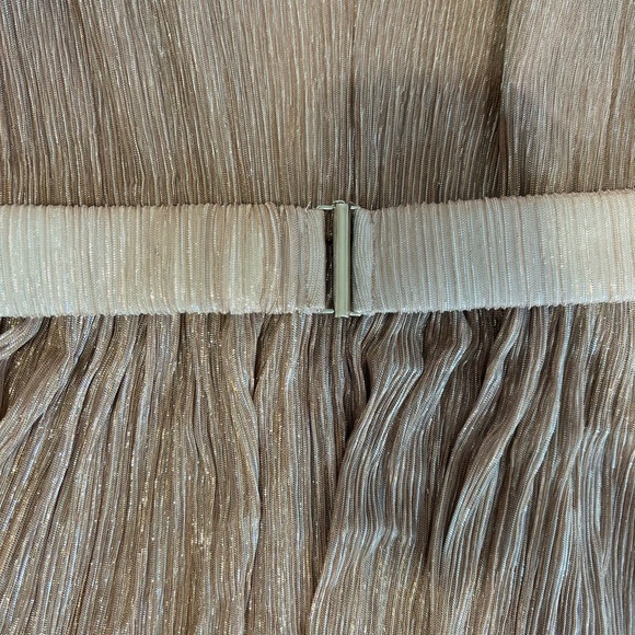 Sabina Musayev Women Skyler Plisse V Neck Ruffled long Max dress - Picture 4 of 8